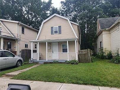 2nd image of 455 Dallas St #14047298