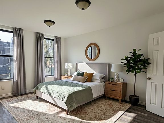 2nd image of 2350 31st Ave Floor 2
