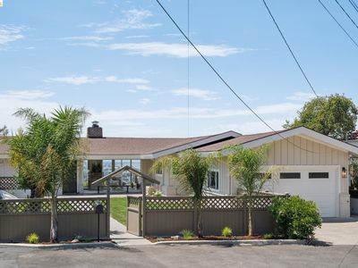 7425 Hillmont Dr, Oakland, CA, 94605