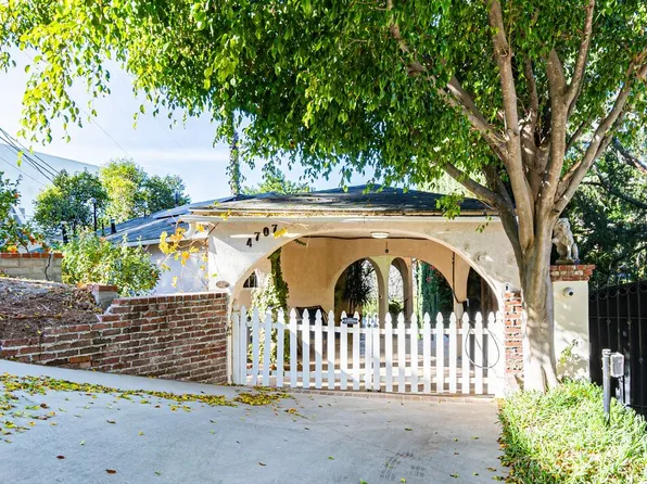 4707 Bedel St, Woodland Hills, CA 91364