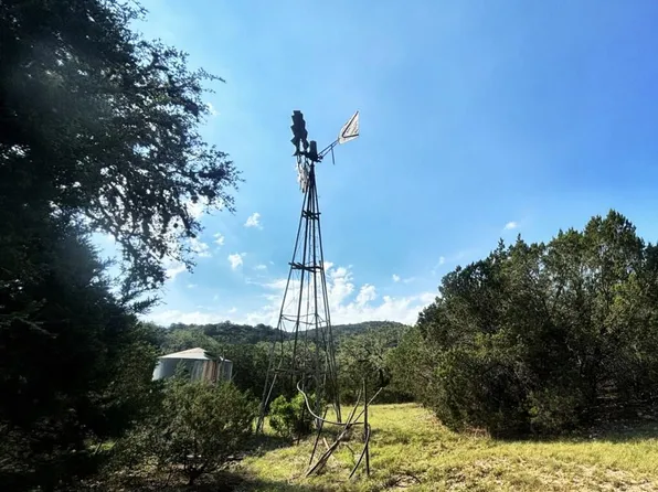 622 B Cres #353, Barksdale, TX 78828