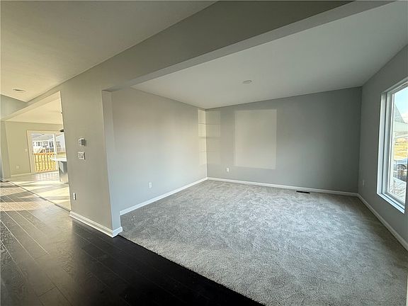3rd image of 205 Dan Haven Pl
