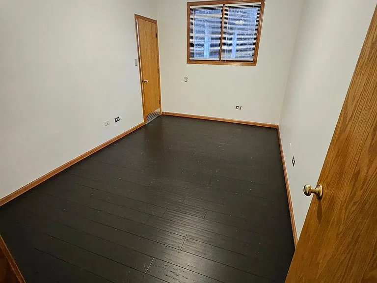 2446 W Arthington St #2 — Photo 31