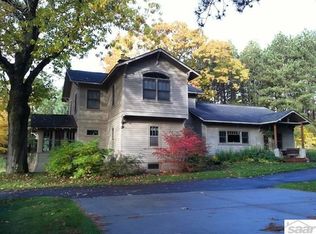 21 Grove Blvd, Washburn, WI 54891