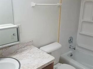 1920 Lathrop Ave #201, Racine, WI 53405