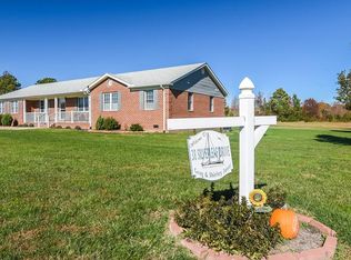 38 Silverleaf Dr, Hague, VA 22469