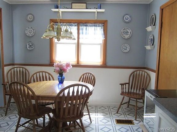 5th image of 55 Prospect St