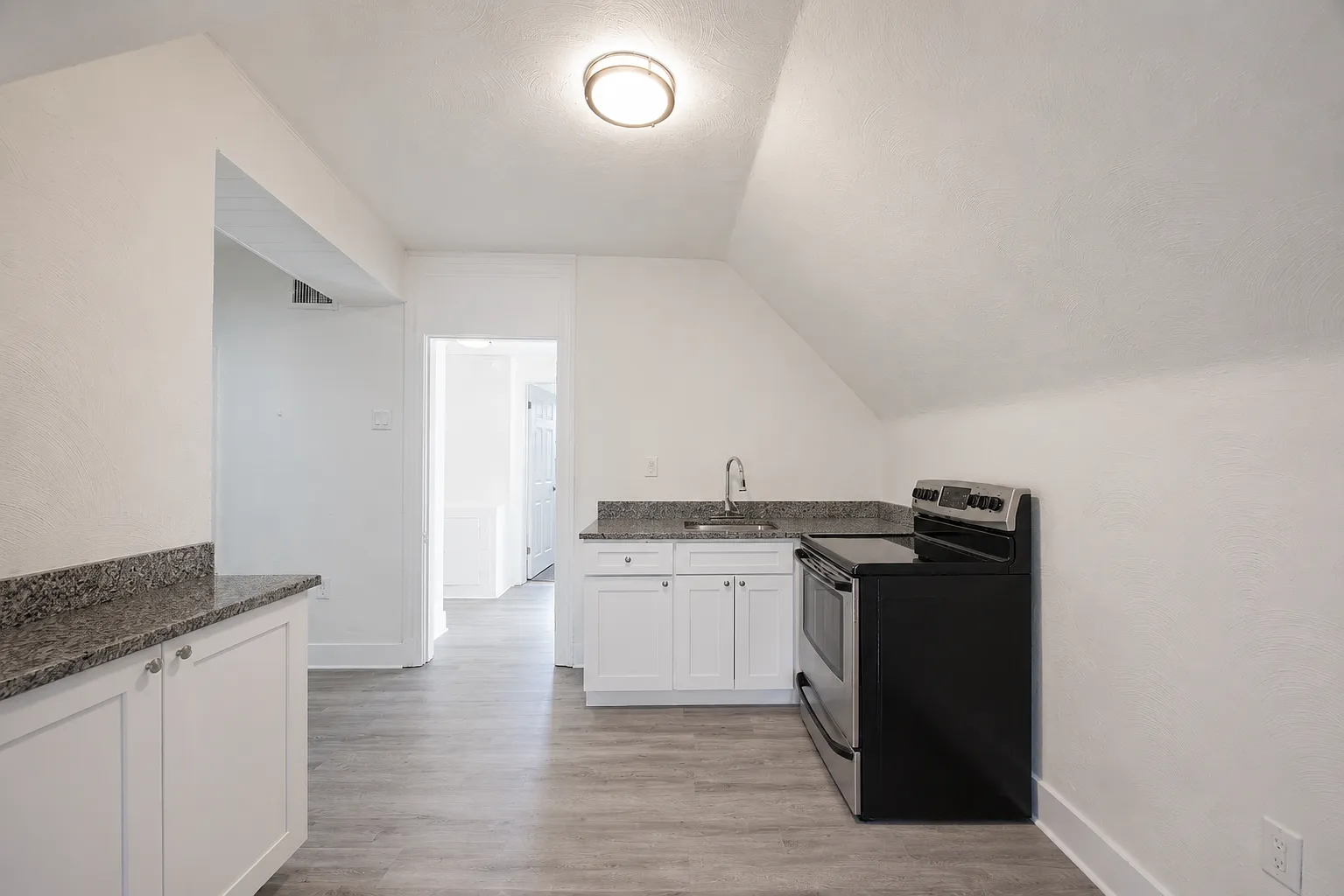 1 bed, 650 sqft, $825 — Photo 1