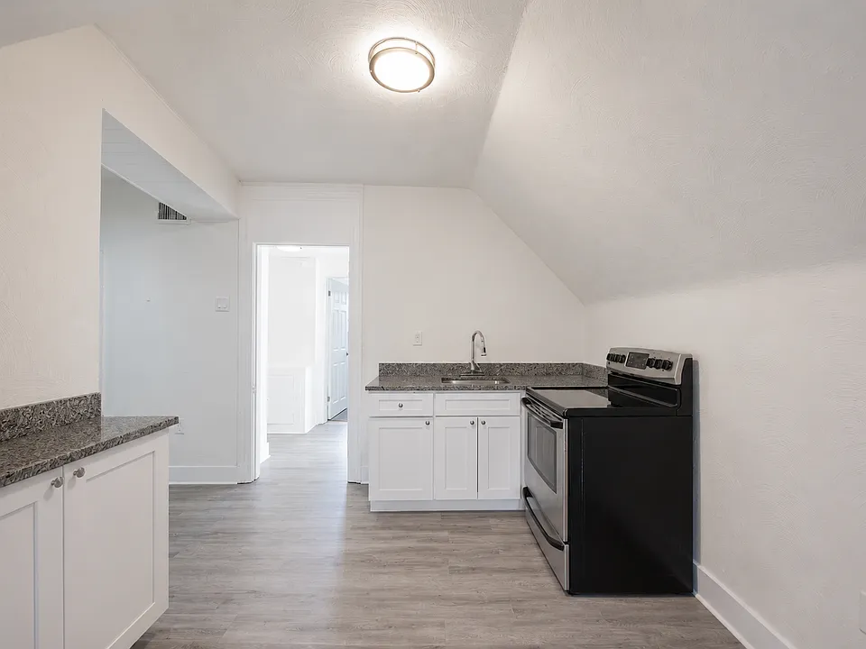 508 E 9th Ave #3