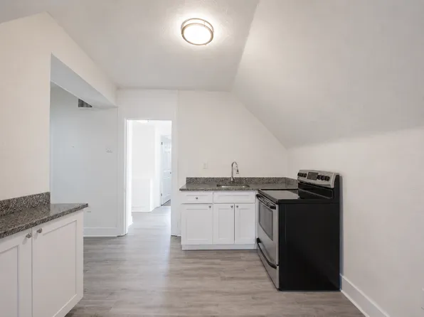 508 E 9th Ave #3, Homestead, PA 15120