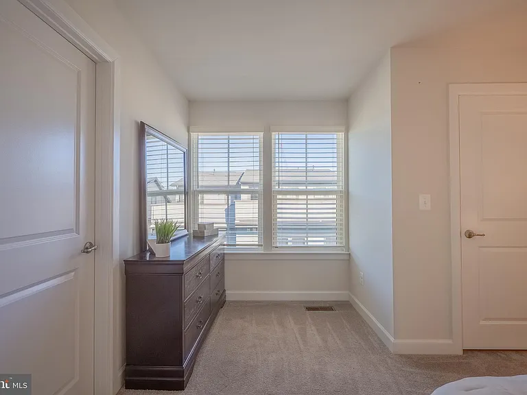 22308 Seabring Ter — Photo 34