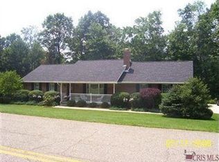 46293 Seville Ln, East Liverpool, OH