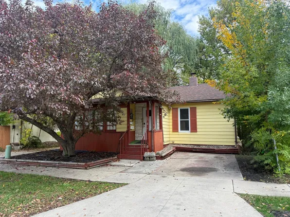 112 15th St S, Fargo, ND 58103