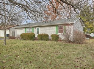 604 Sharon St, Tolono, IL 61880