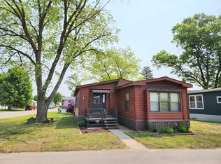 782 Courtland Ln, Muskegon, MI 49442