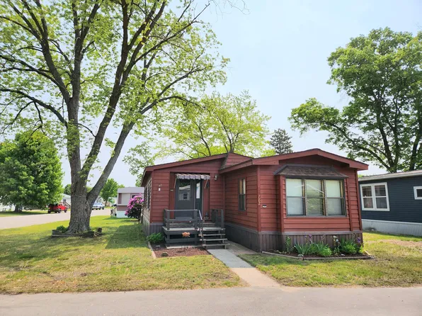 782 Courtland Ln, Muskegon, MI 49442