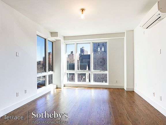 2nd image of 10919 72nd Ave APT 4A