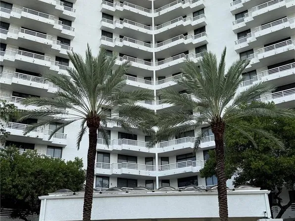 3300 NE 192nd St, Aventura, FL