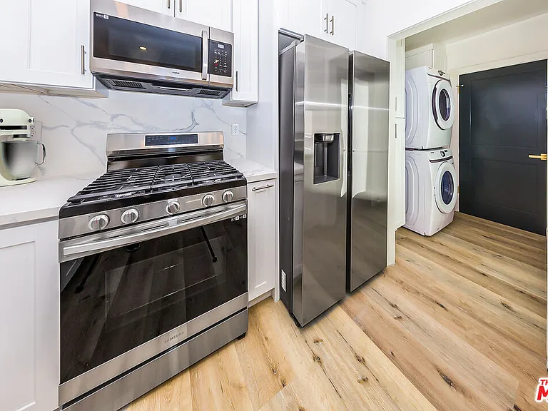 1656 S Crescent Heights Blvd — Photo 5