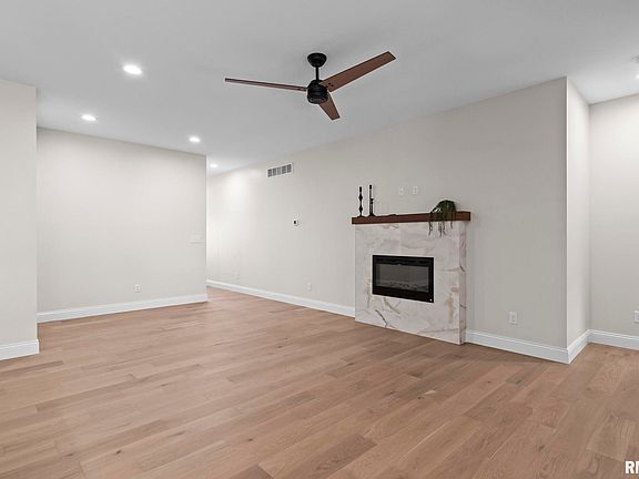 5th image of 1711 Ambleside Dr