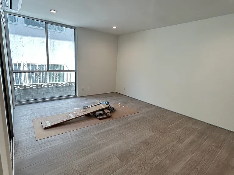 1054 S Bedford St #100 — Photo 7