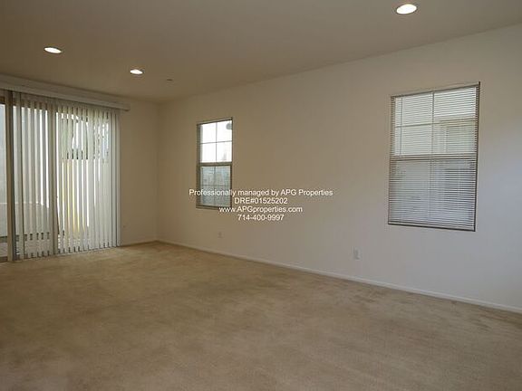 4th image of 581 S Casita St #581