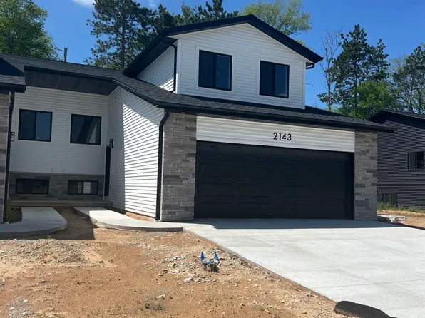 2143 Abbey Rd, New London, WI 54961