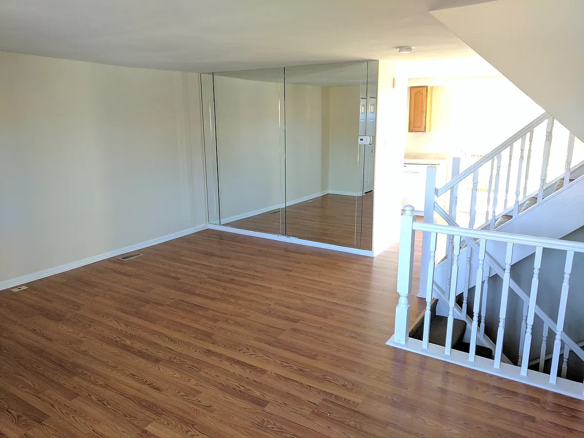 Building Photo - 1306 Vida Dr