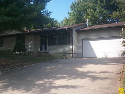 2304 S Engineer Ave, Sedalia, MO, 65301