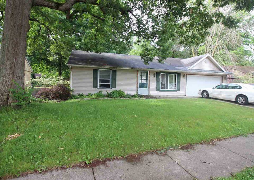 1st image of 3406 Chaucer Dr