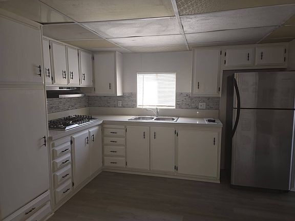 3rd image of 21922 Ottawa Rd Space 2