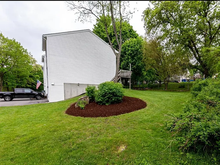 1325 Candia Rd #10 — Photo 4