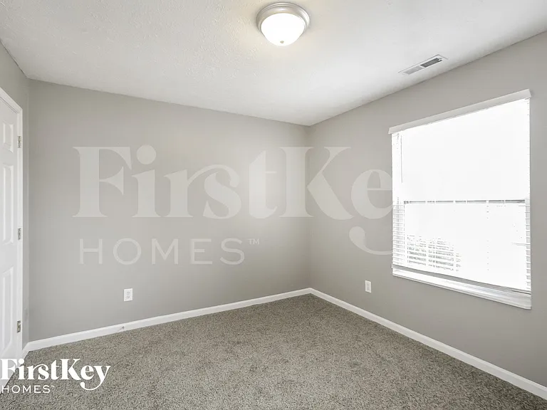 5720 Ashby Dr — Photo 12