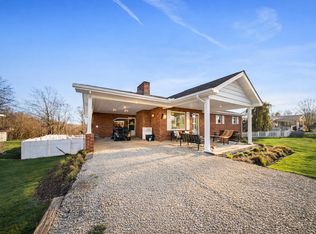 7404 Nekirk Rd, Ashland, KY 41102
