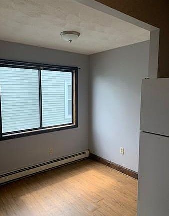3rd image of 61 Clayton St Unit 1