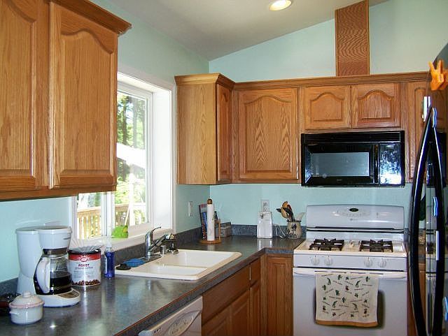 1st image of 835 Duck Lake Dr NE
