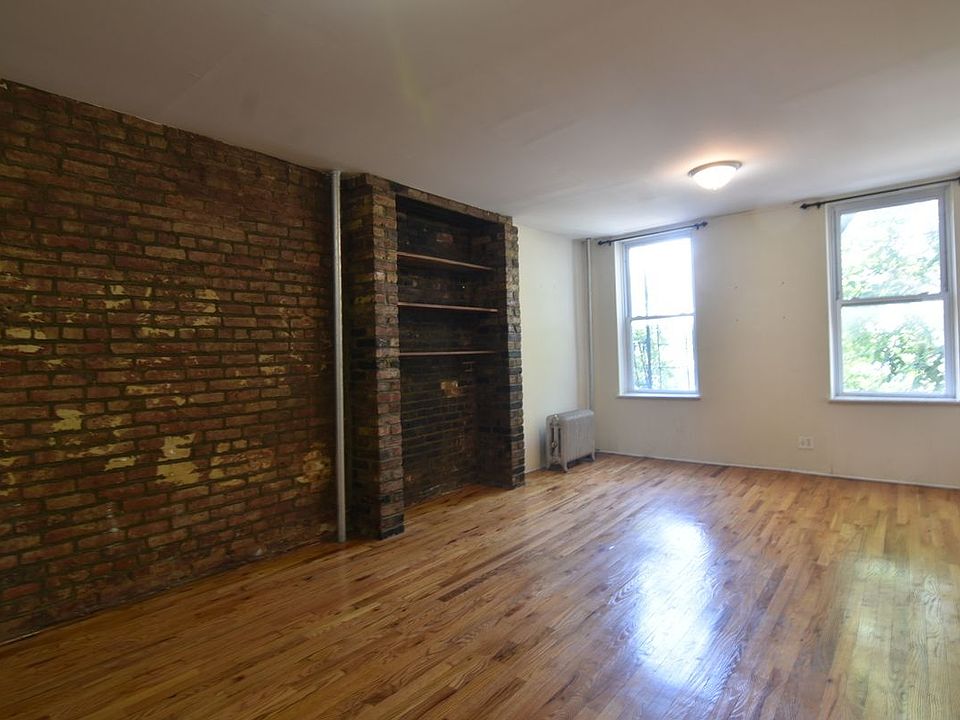 1st image of 167 Columbia St #1