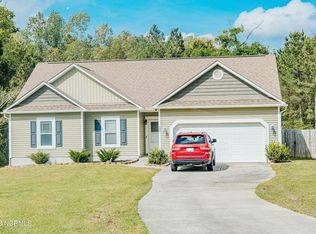 109 Ridge View Dr, Jacksonville, NC 28540