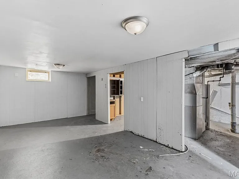 7471 Sharon Dr — Photo 12