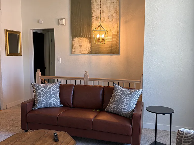 4576 S Saville Ct — Photo 3