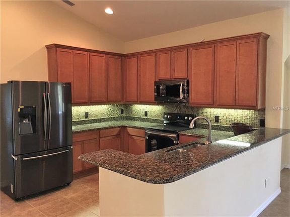 3rd image of 13156 Dodds Ct