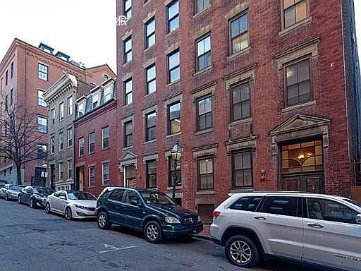 2nd image of 9 Anderson St APT 2F