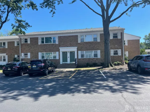 182 Evergreen Rd APT 3B, Edison, NJ 08837