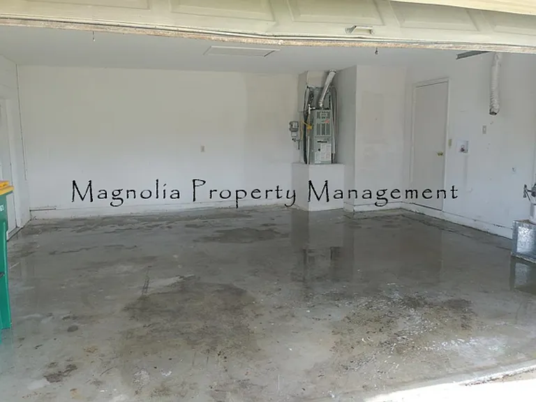 7729 Indian Ridge Trl N — Photo 8