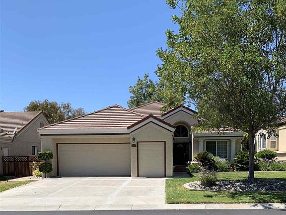 2nd image of 1290 Saint Andrews Dr