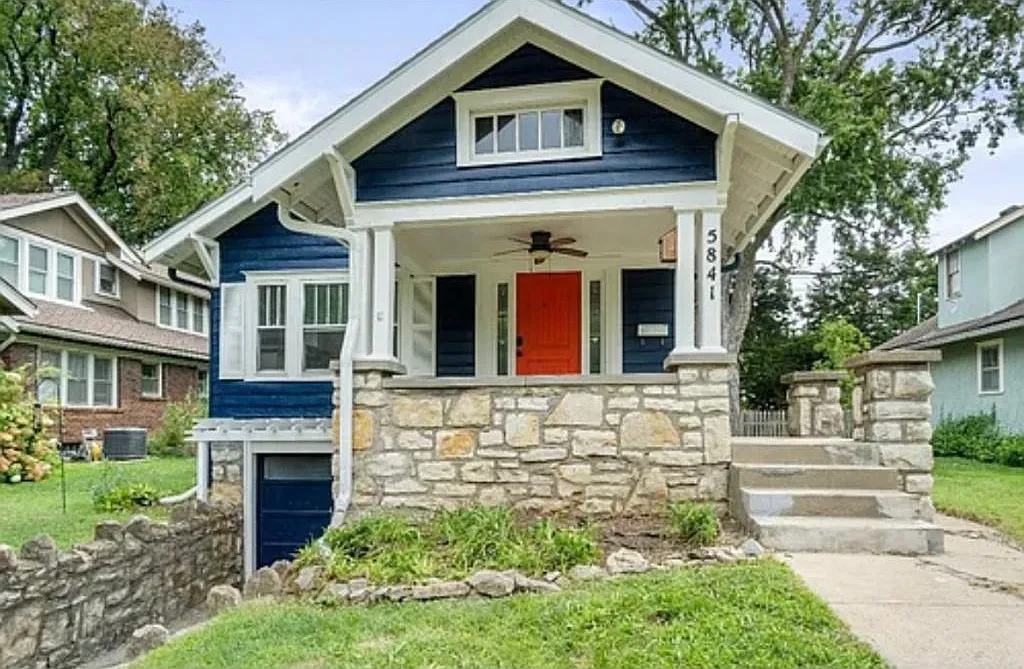 5841 Harrison St — Photo 1