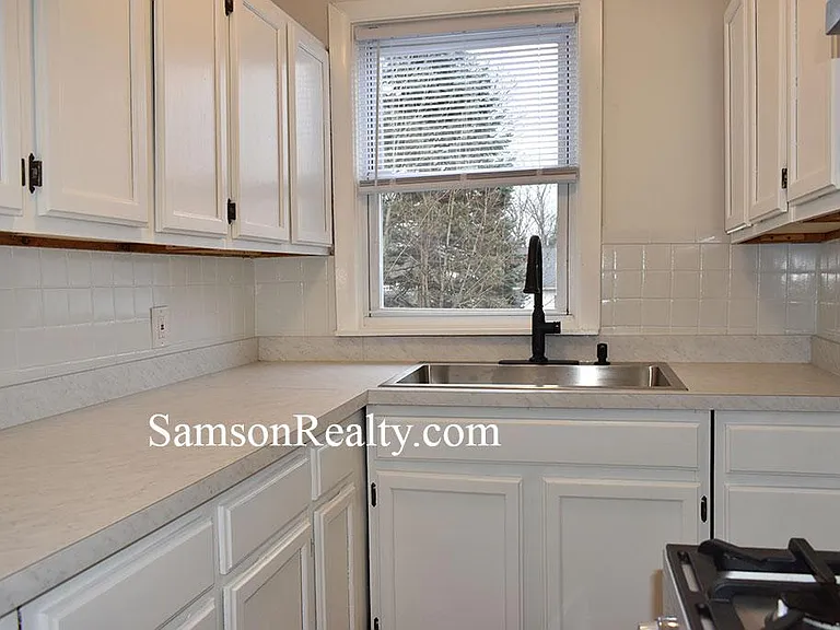 172 Glenwood Ave #2 — Photo 6