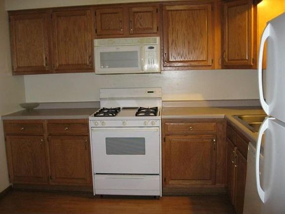 5th image of 6613 Scott Ln APT 13
