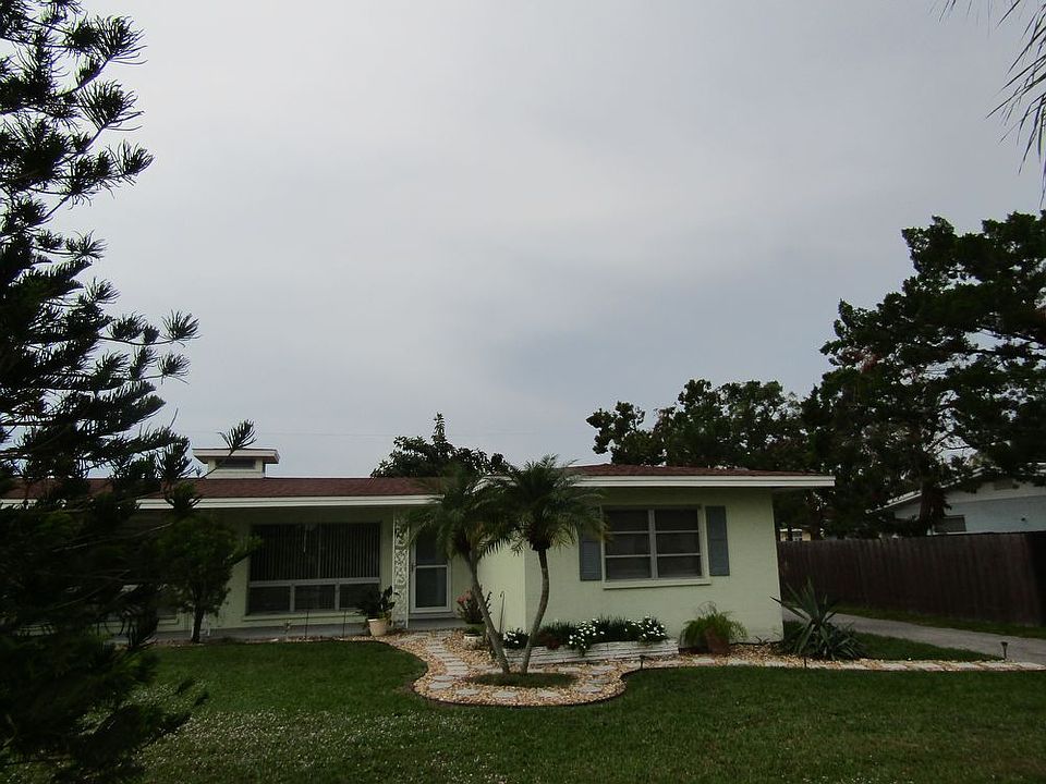 1st image of 311 Parkdale Dr