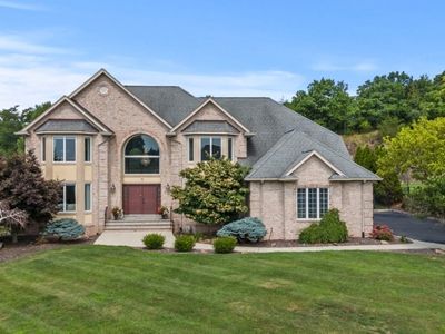 77 Liberty Ridge Trl, Totowa, NJ, 07512